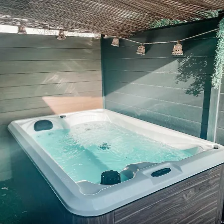 Love&spa2 Apartment *
